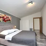 Σπίτι διακοπών House Loborika 2227