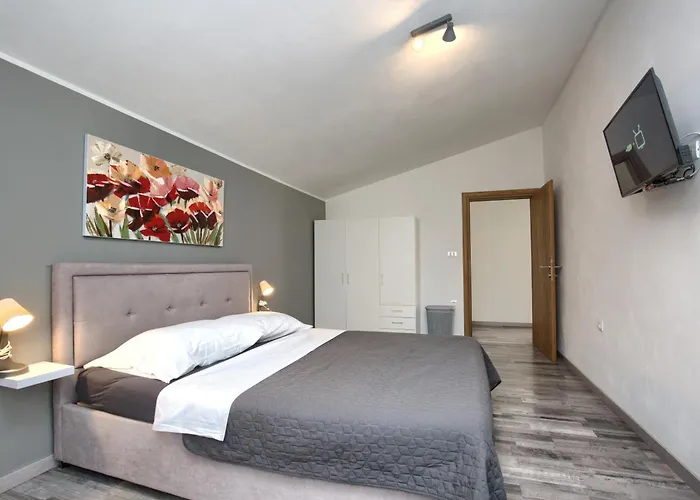 Ferienhaus House Loborika 2227