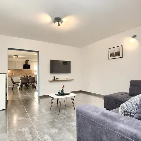 House Loborika 2227 Дом отдыха *