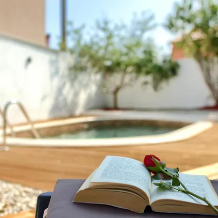 Дом отдыха House Loborika 2227 Marcana