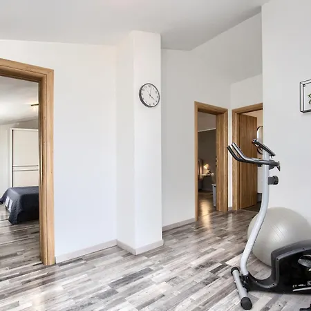 House Loborika 2227 *